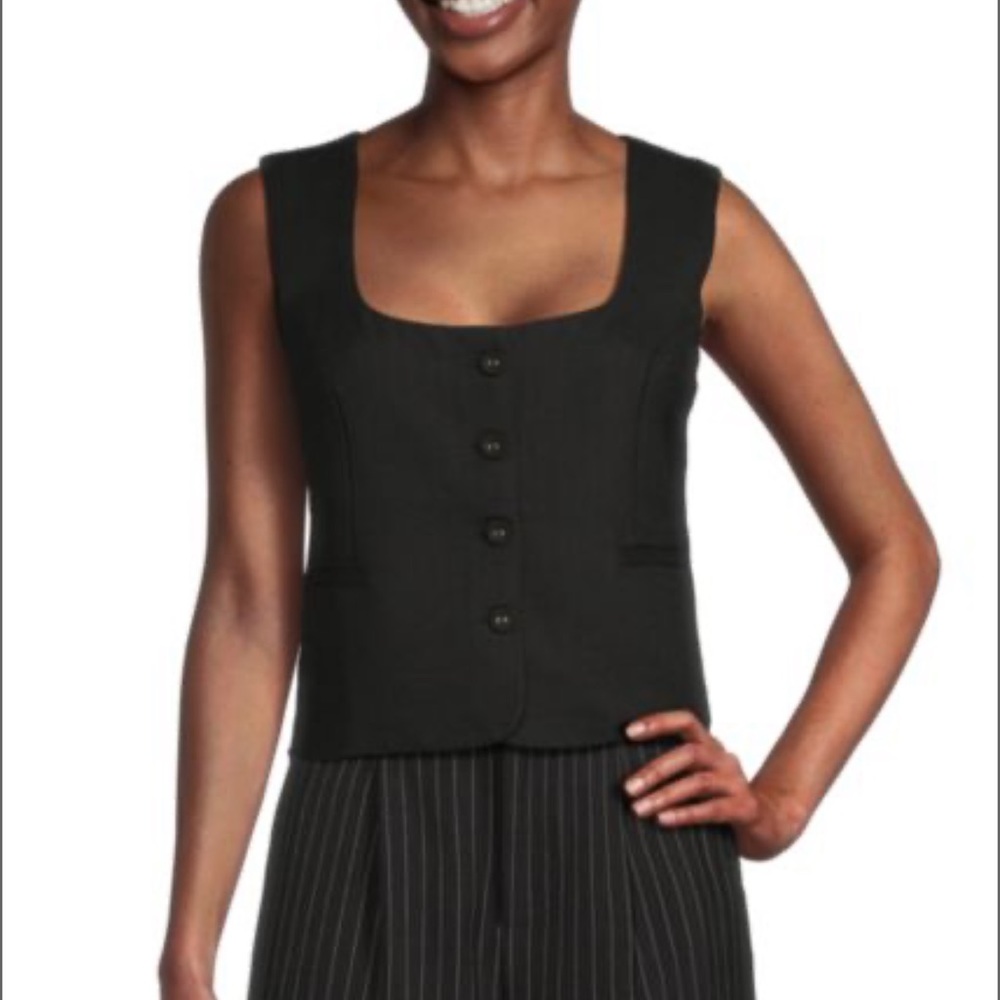 WEWOREWHAT Black Tailored Buttoned Sleeveless Vest - Size Large - Reemoly